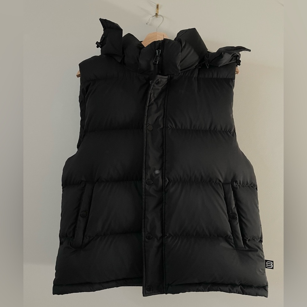 Aritzia TNA Superpuff Vest